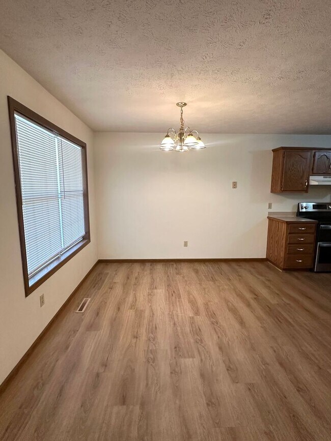 Photo - S0281-MF1 Unit 3115