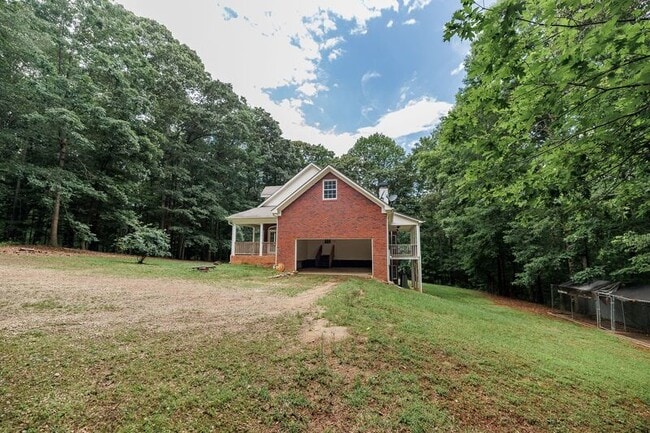 Photo - 580 Wolf Creek Trail