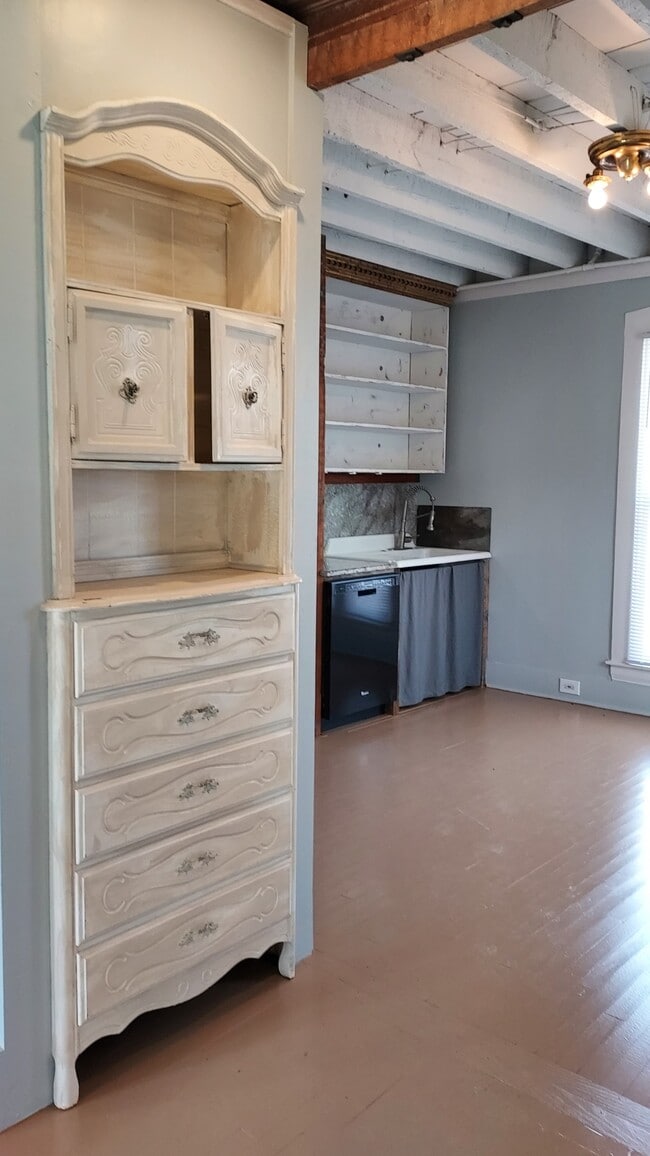 Photo - 134 Marble Mill Rd NW