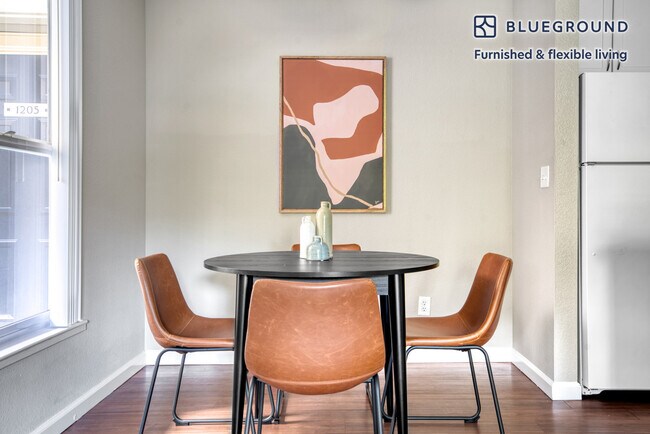 Photo - 1220 N Fair Oaks Ave Unidad FL2-ID839