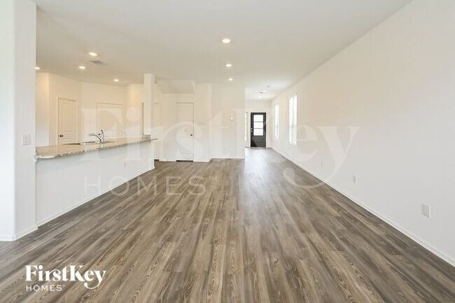 Photo - 6221 Arcadia Sound Ln