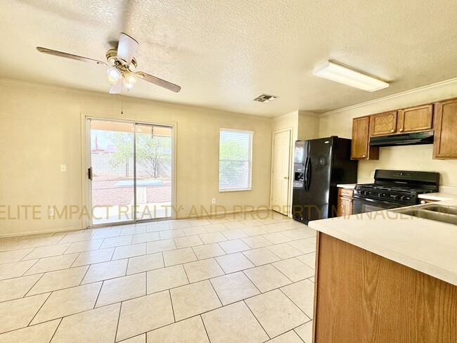 Photo - 2324 S Mcconnell Dr