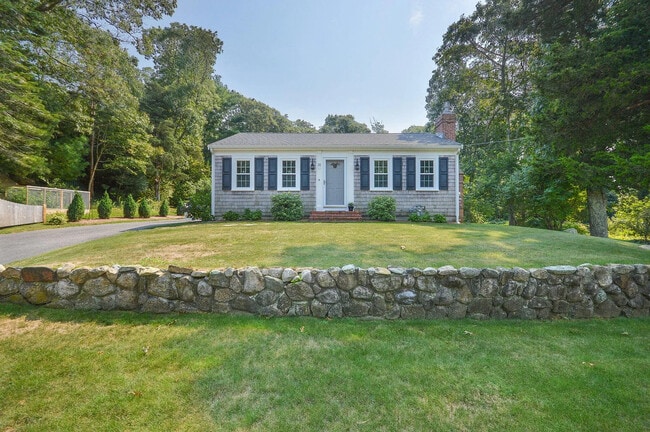 Photo - 31 Garrison Rd