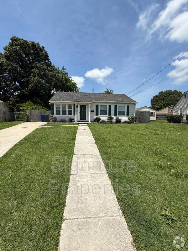 Building Photo - 908 Spaulding Dr Rental
