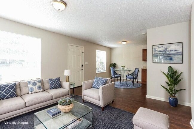 Photo - 1353 Palmetto St