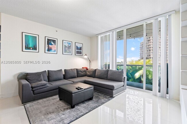 7900 Harbor Island Dr Unit 518