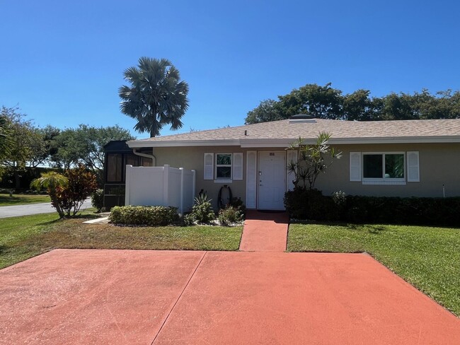 Building Photo - 8916 Rheims Rd Rental