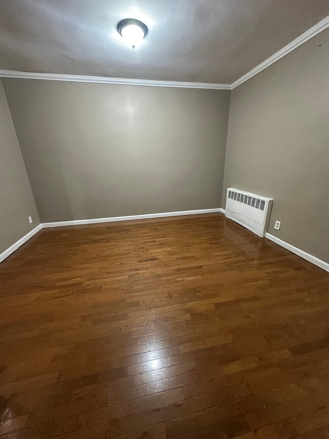 Photo - 1135 E 84th St Unit 1