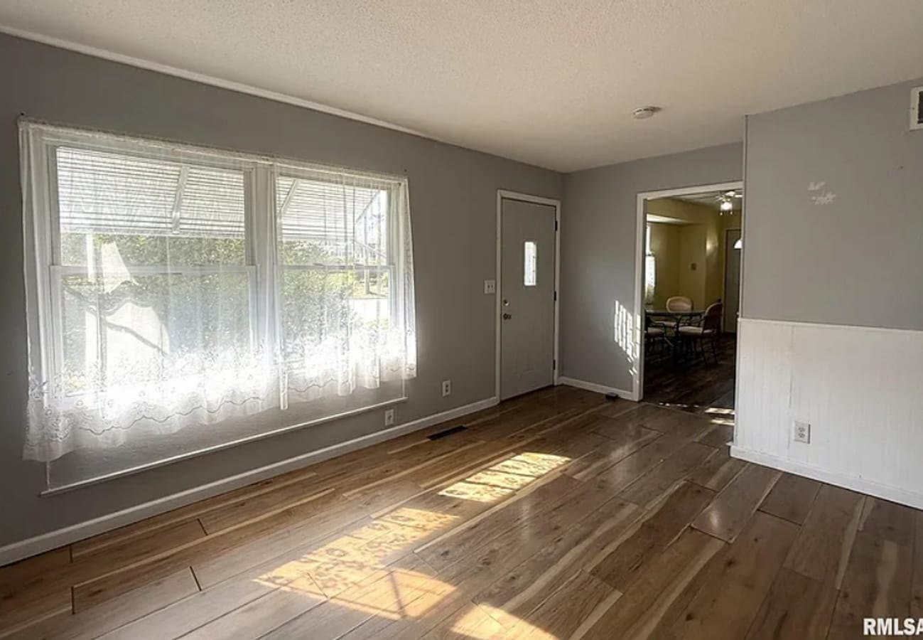 Photo - Check Out this 3-Bedroom Home in a Nice Lot!