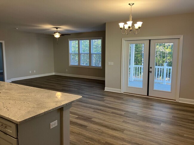 Photo - 3 Bedroom 2 Bathroom house located in Mill Creek Cove