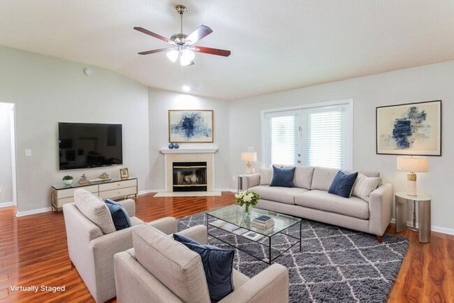 Photo - 717 S Lake Cunningham Ave