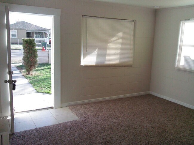 Photo - 1228 West 700 S