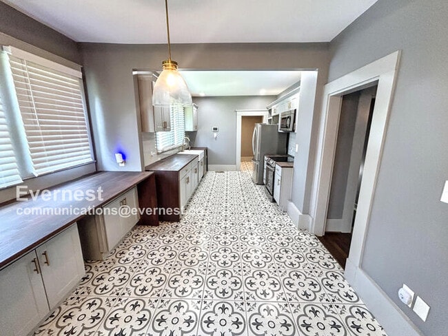 Photo - Spacious and Updated 4 Bedroom Home in Birmingham