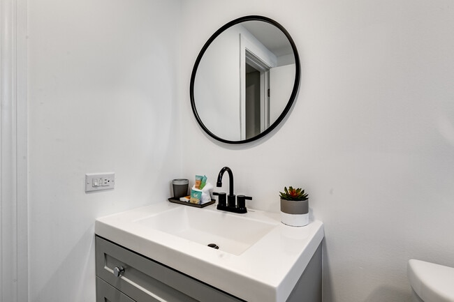 Photo - 5817 NW 37th St