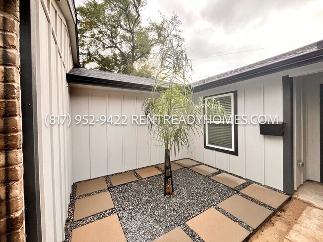 Photo - 20102 Bridgedale Ln