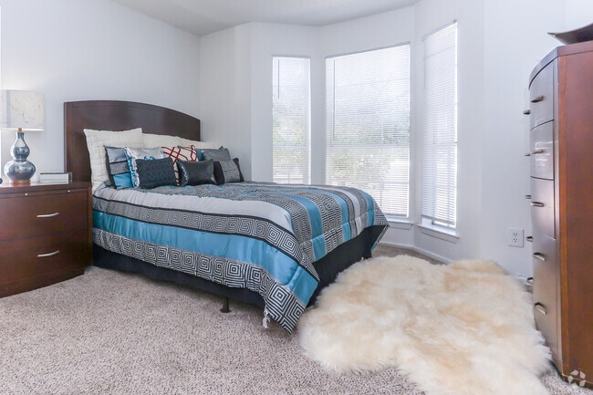 1BR, 1BA - Dawn