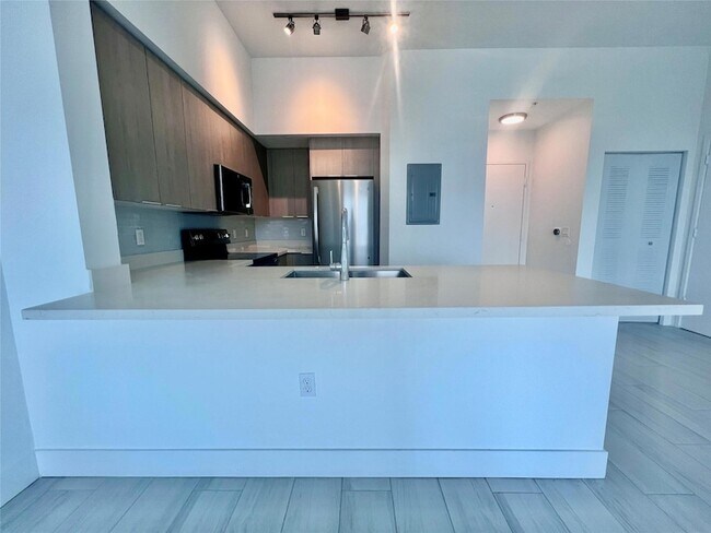 Photo - 601 E Dania Beach Blvd Condo Unit 834