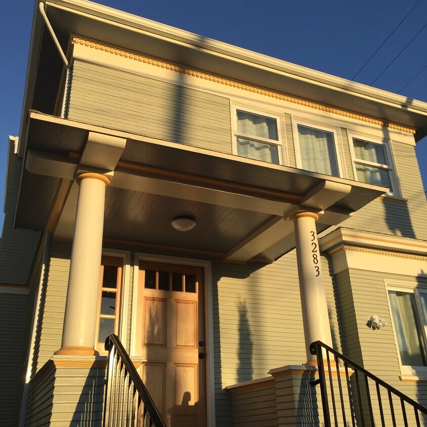 Photo - 3283 Market St (Oakland, CA)