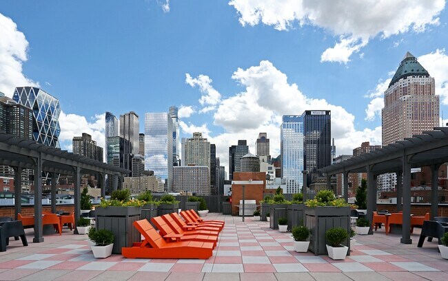Photo - 419 W 52nd St Unit 327