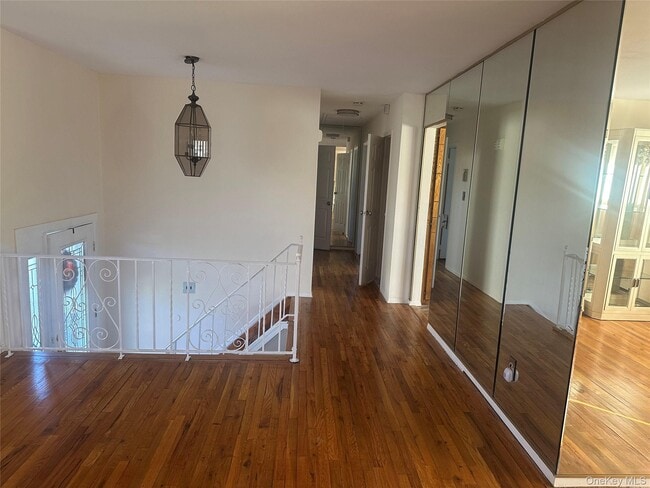 Photo - 308 Essex St