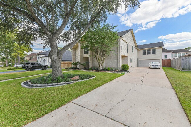 Photo - 3911 Cherry Forest Dr