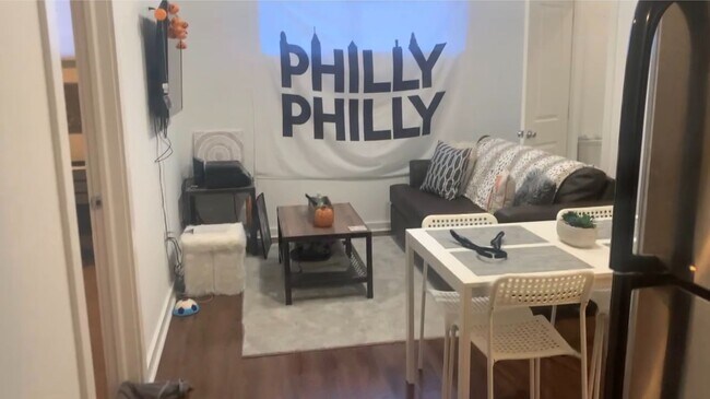 Photo - 1536 N. Carlisle