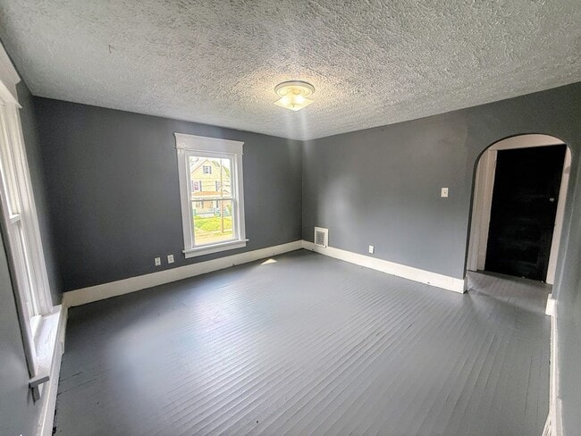 1224 18th St NW Unit 1224 18th St NW UP