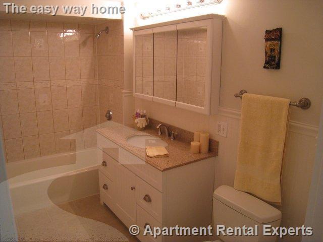 Photo - 10 Evergreen Ave Unidad #3