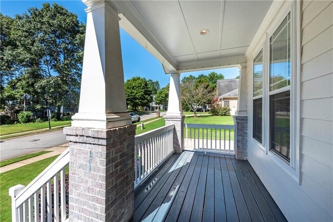 Photo - 5707 Community Ln