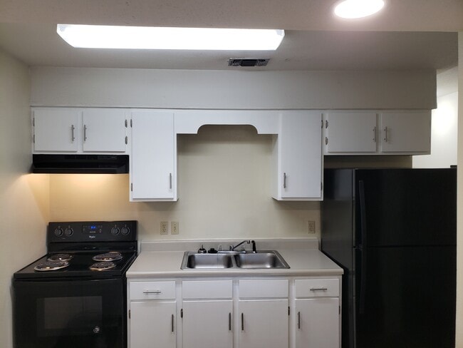 Photo - 29 6th St Unit 29 D