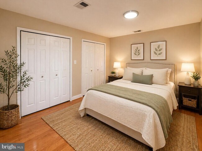 Photo - 1421 T St NW Unidad 1