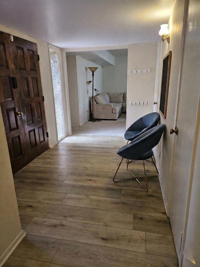 Photo - 6311 N 74th St