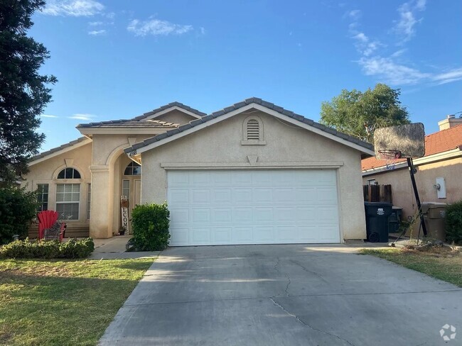 Building Photo - Charming 3-Bedroom Home in The Seasons Nei...