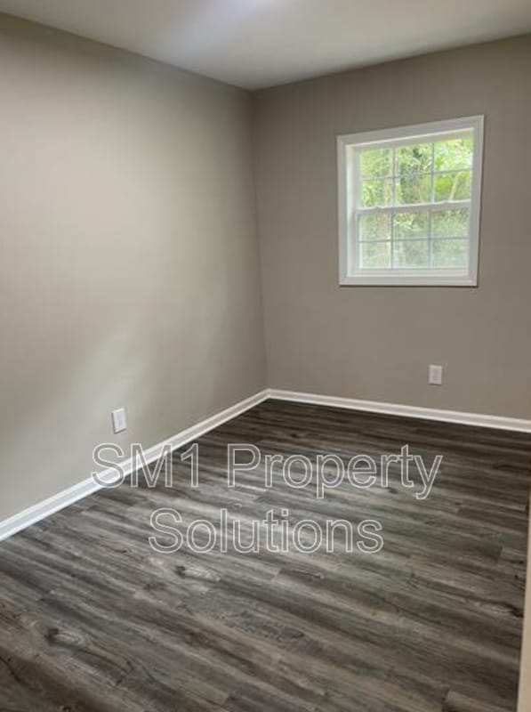 Photo - 104 Lawndale Ave