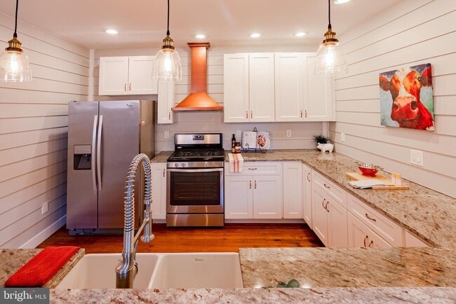 Photo - 38 Parkin St