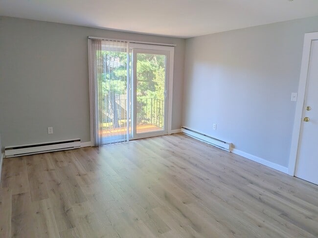 22 Hampson St Unit 6