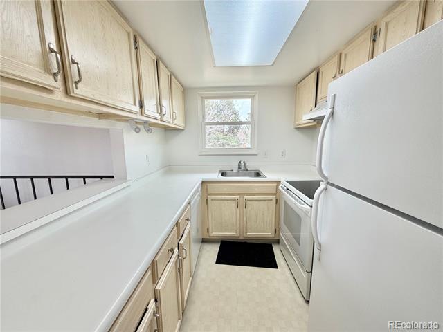 Photo - 10001 E Evans Ave