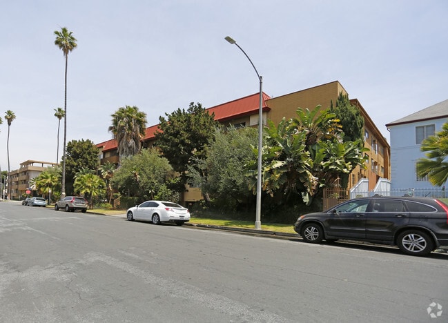 Photo - 400 Gramercy