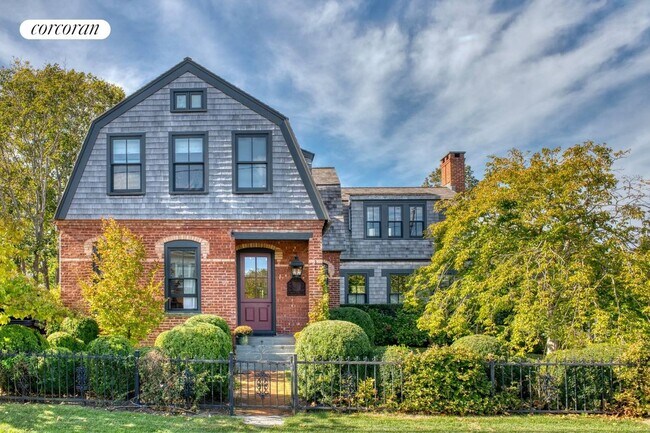 Photo - 31 Howard St