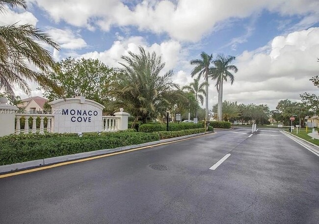 Building Photo - 19416 SW 25th Ct