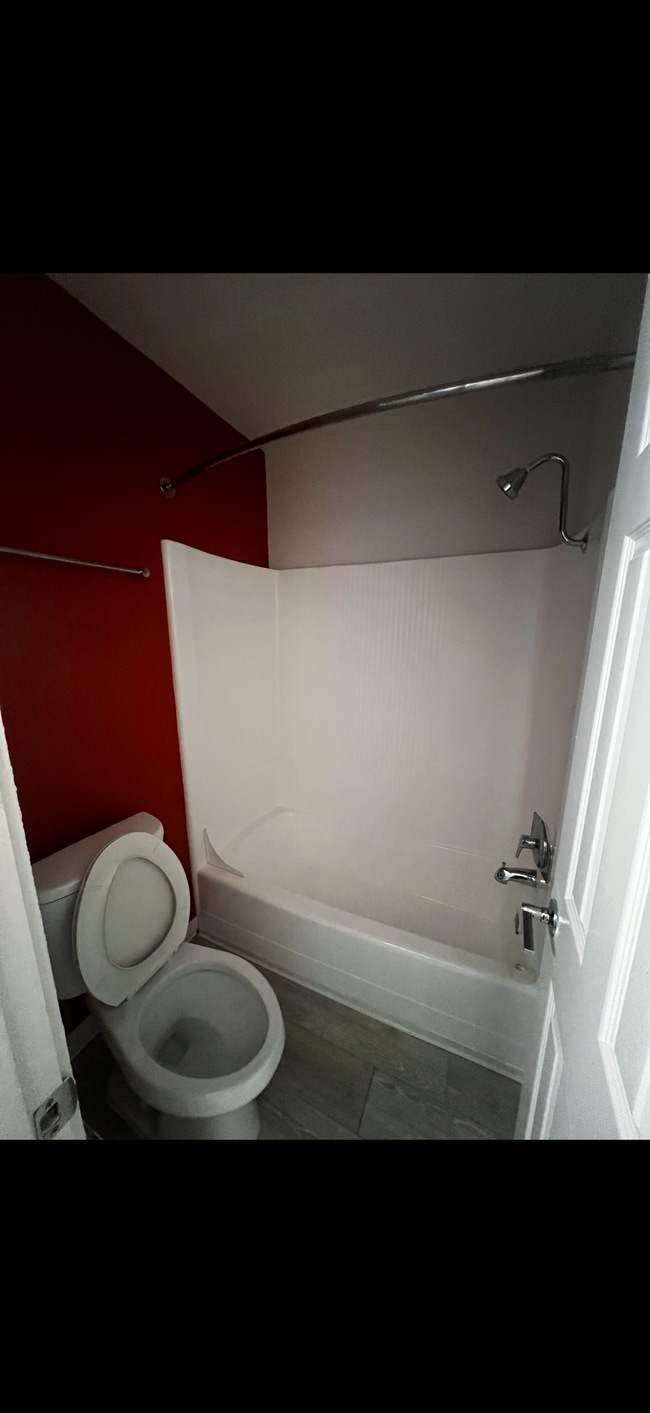 Photo - 3650 Barham Blvd Unidad Apt T308
