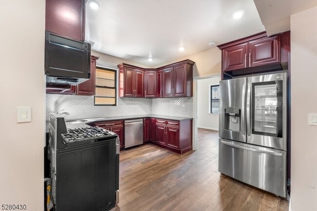 Building Photo - 120 Paine Ave Unit 1R Rental