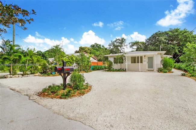 Building Photo - 7311 SW 63rd Ct Unit 7311