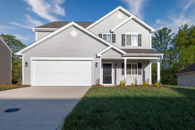 Building Photo - Available July 10! Spacious 4BR/2.5BA Preston Floor Plan (2,227 Sq Ft) – Granite Kitchen, Stainle...