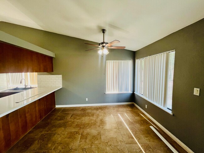 Photo - 4645 Alojar Ln