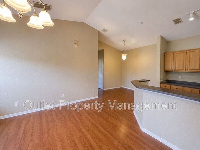 Photo - 6071 Westgate Dr Unit # 334