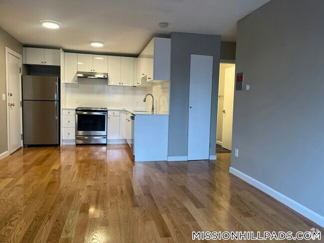 Building Photo - 226 Parker Hill Ave Rental