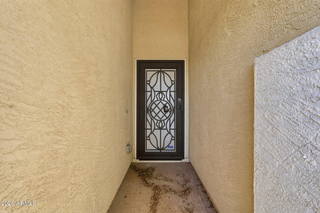 521 W Angus Rd