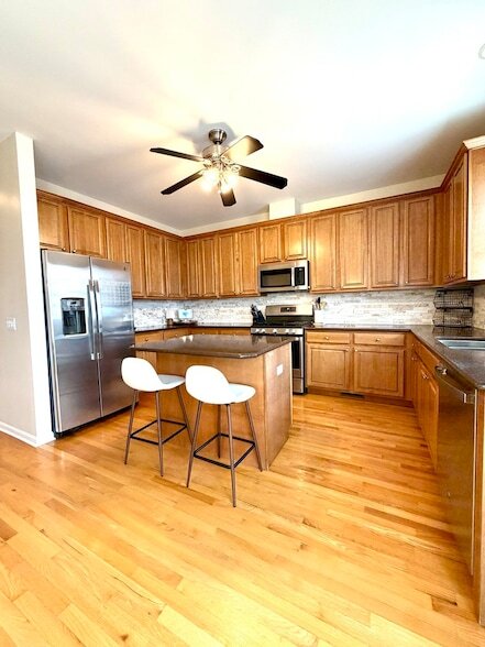 Photo - 362 Broadmoor Ln