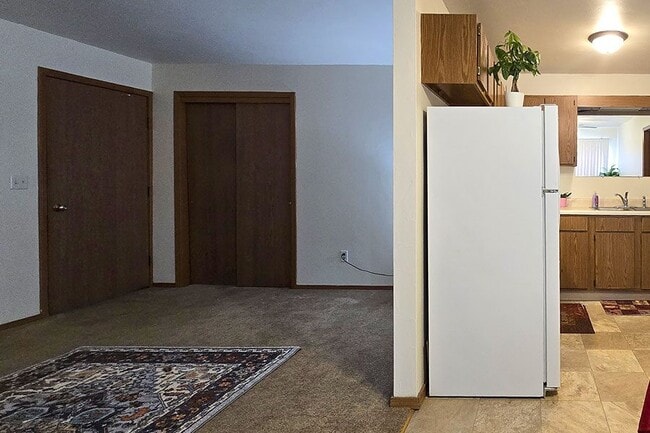 SHAWANO APARTMENTS